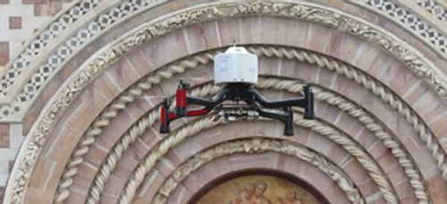 Figure 11. Survey with a UAV system of the Basilica di Collemaggio.