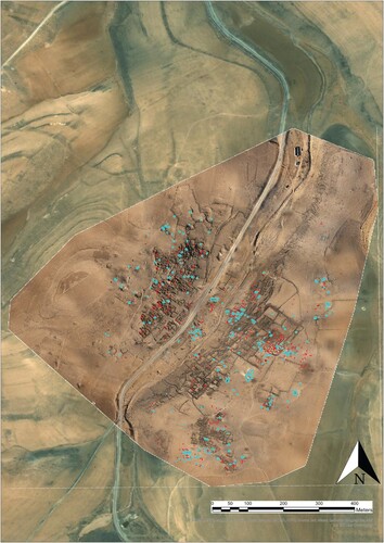 Figure 5. A plan of the pits excavated before August 2013 (marked in blue; red indicates all the pits documented). Based on analysis of satellite imagery available on Google Earth.
