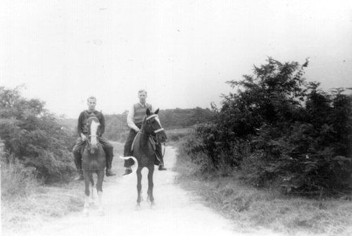 Figure 5. Donald and Edward Kaplan on horseback, 1940 (Source with permission: Kaplan family archive)