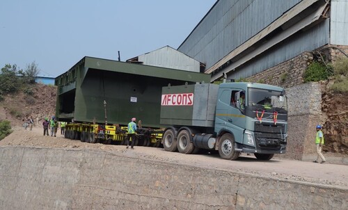 Fig. 2: Transportation of segments. Photo by Chenab Bridge Project Undertaking (U/o AFCONS Infrastructure Limited)