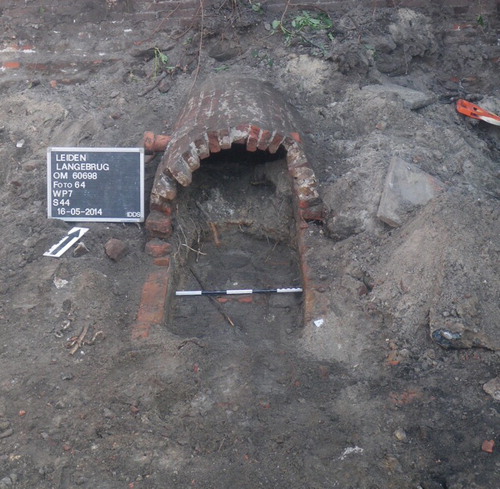 Figure 6. A brick-built sewer in Leiden, Langebrug excavation site. By permission of Bart Corver, IDDS archaeologists (Noordwijk).