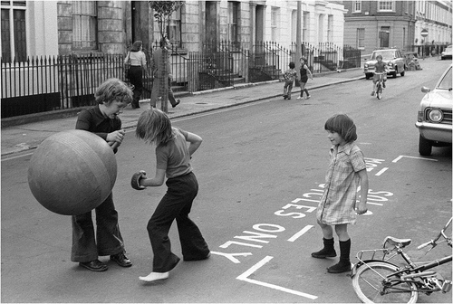 Figure 3. Playing Out in 1970s London.