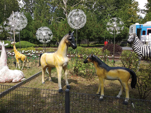 Figure 12. Horse sculptures, Hwarangdae Railway Park, Nowŏn District (Photograph by Author, 2023).