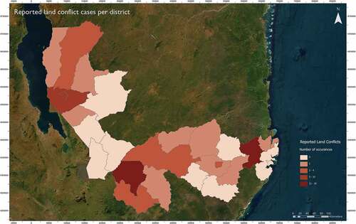 Figure 5. Location of land conflict occurrences aggregated by districts. Spatial reference: Tete, UTM Zone 37S. Base map source: ESRI, Maxar, Earthstar Geographics, and the GIS user community.