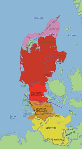 Figure 1. Map of Schleswig/Slesvig-Holstein/Holsten. The line labelled ‘Kongeåen’ (literally the King’s River) marks much of the Danish-German border 1864–1920. In this period, the areas south of this line, including Als and the islands in the Wadden Sea were under German rule. The bold line between Denmark and Germany marks the post-1920 border. The Eider River marks Schleswig/Slesvig’s southern border with the Danish fortification, Dannevirke, just to the north. Jelling is located north-west of Vejle. (Permission is granted to copy, distribute and/or modify this document under the terms of the GNU Free Documentation Licence, Version 1.2 or any later version published by the Free Software Foundation. https://commons.wikimedia.org/wiki/File:Jutland_Peninsula_map.PNG. Accessed 17 December 2020)