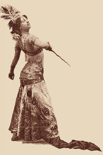 Figure 2 Mata Hari in War Dance to Subramanya (1905), brandishing a keris