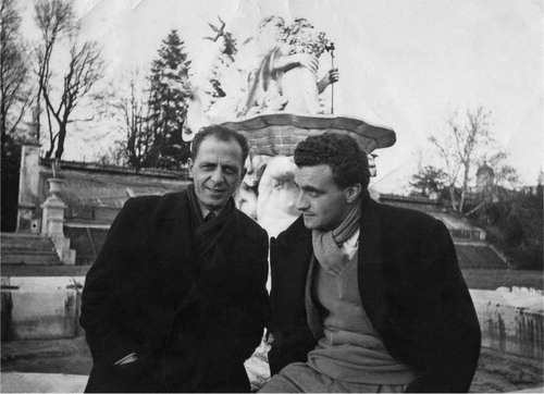Figure 3 Giorgio Agliani (left) and Giuseppe De Santis (right) in Bologna during the shooting of Caccia tragica, 1947. Private Collection.