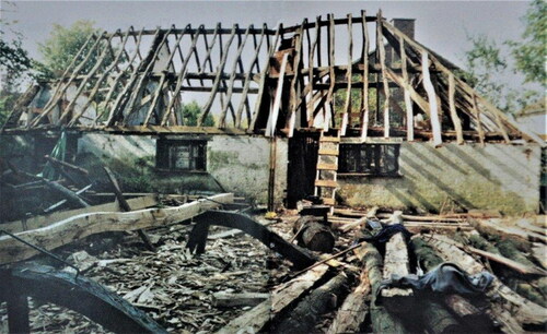 Figure 2. Cruck Cottage, Cupernham Lane, Romsey, Hampshire, view during conservation in 1994–5 (1375/6i); see pp. 78–79 (photo: © Kevin Stubbs).