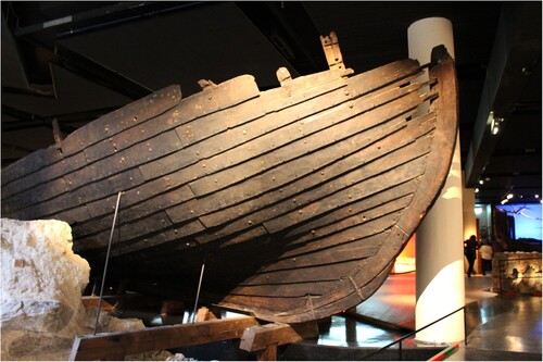 Figure 1. The bow of the Riddarholmen Ship as exhibited in the Stockholm Medieval Museum. Unfortunately, the wales and the standards from the forecastle are not included on the exhibited ship. (Photo: Jens Ullenius, https://commons.wikimedia.org/w/index.php?curid=23224398).