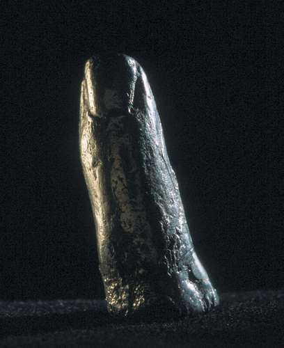 Fig. 6. Silver finger from the medieval cathedral of Hamar. © Anno Domkirkeodden.