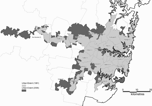 Figure 1. Sydney urban extent, 1981 and 2006 and current local authority boundaries.