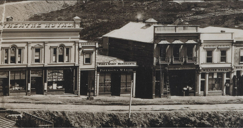 Figure 1. Princes Street 1862, R E Inman’s Million House is on the rightof the image. Photographer: Burton Brothers. Source: Te Papa Collections, O.000863.