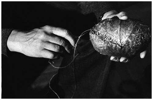 Figure 1 Magdalena Abakanowicz working on Embryology, 1980 (Photo: Artur Starewicz). Courtesy of Magdalena Abakanowicz and the Muzeum Narodowyn w Kraków.