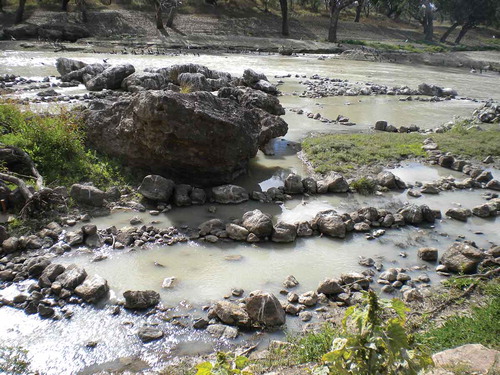 Figure 2. Baiame’s Ngunnhu, Brewarrina Aboriginal fish traps (Photo: B. Moggridge).