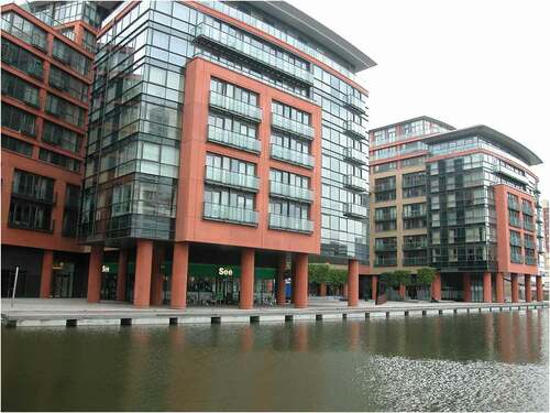 Figure 3. Paddington Waterside – exhibiting a sense of disconnection from the surrounding streets.