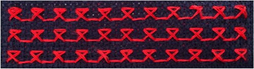 Figure 3. Hitomezashi as a stitch form can incorporate crossing stitches and diagonal stitches. This design features both.