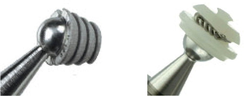 Figure 1. The Elektra uncemented chrome-cobalt hydroxyapatite-coated screw cup (UC group) and the cemented DLC all-polyethylene cup (C group).