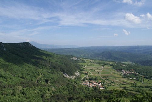 Figure 2. Photo of the view from Nugljanska cave in May 2010 (S.E.P.B.).