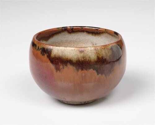 Figure 1. Bowl, stoneware with grass ash glaze and brushed iron decoration, made by Katharine Pleydell-Bouverie at Coleshill, c. 1928–36. From the collections of the Crafts Study Centre, University for the Creative Arts, P.74.135.