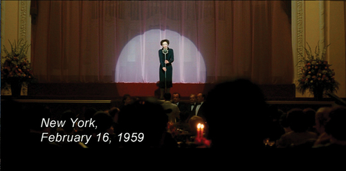 Figure 1. La séquence d’ouverture de La Môme (Olivier Dahan, 2007) : Edith Piaf (Marion Cotillard) au Carnegie Hall.