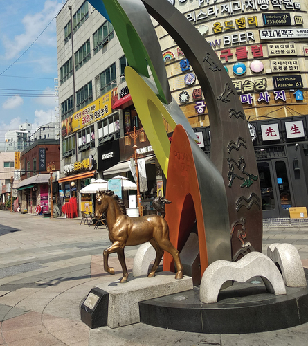 Figure 10. Horse sculpture, Culture Street, Nowŏn District (Photograph by Author, 2023).