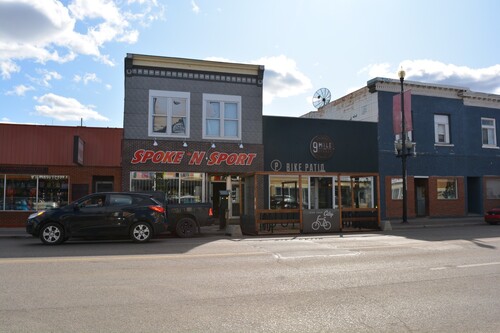 Figure 4. 9 Mile Legacy Brewing Co. in Saskatoon's gentrifying Riversdale neighborhood