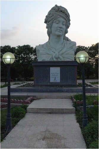 Figure 4. The bust of Mestûre in the park of Sami Abdul Rehman, Hewlêr (Erbil), Iraqi Kurdistan, 2011.