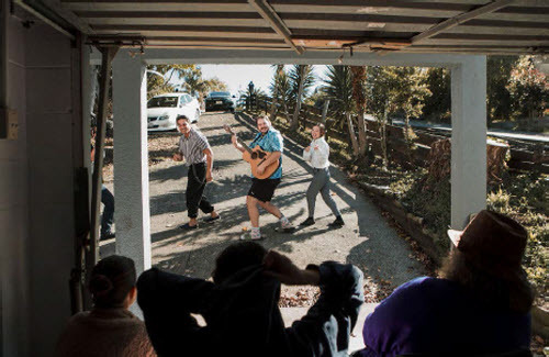 Figure 1. Front Yard Festival,Te Pou Theatre, lamaki Makaurau Auckland, 2020. Photo Julie Zhu