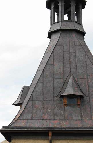 Figure 1. A hot-rolled steel-sheet roofing from the late nineteenth century. Photo by authors.