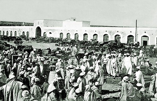 Figure 7. The Oussaa Plaza with the Hubus shops behind. Source: Postcard, 1910 (Author’s collection).