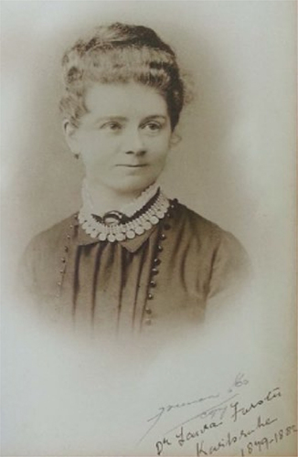 Figure 1. Laura Forster in her early 20s. Reproduced from Laura Forster and Manuela Serra at the Cajal school. In Untold Stories: the Women Pioneers of Neuroscience in Europe, WiNEu: European women in Neuroscience, Federation of European Neuroscience Societies, https://wineurope.eu/forster-serra-cajal-school/.