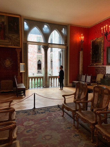 Figure 3. Artist Elisa Hamilton in the Titian Room, Isabella Stewart Gardner Museum, Boston. Photo: Author.