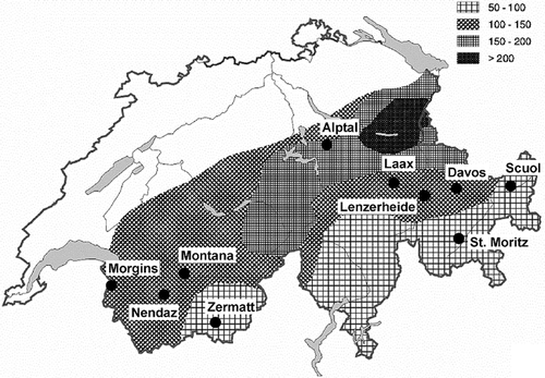 FIGURE 1. Snow depth at 2000 m a.s.l. in Switzerland on 1 March 2000 and locations of ski resorts investigated