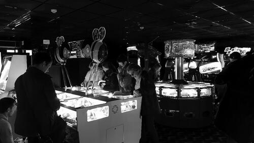 Figure 2. Amusement Arcade, Royal Pier (Source: Literary Atlas).