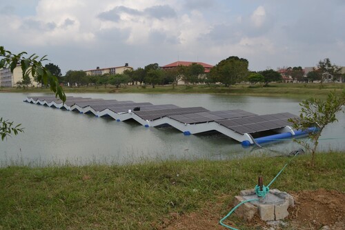 Figure 2. Floating solar photovoltaic (PV) demonstration plant.Source: University of Jaffna, Sri Lanka.