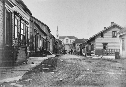 Figure 13. Sophus Tromholt, Street in Vadsø, 1883. Photograph reproduced with permission from the Picture Collection, University of Bergen Library.