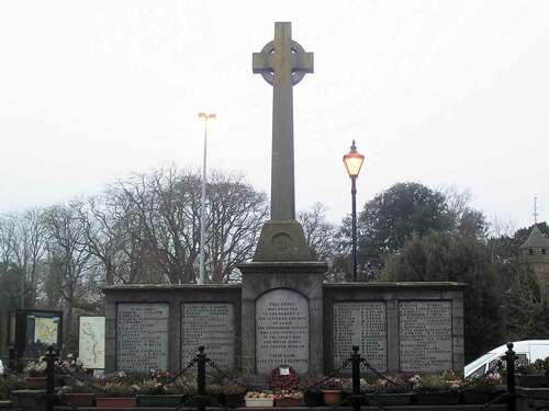 Figure 7. Cahir war memorial. Courtesy of www.irishwarmemorials.com