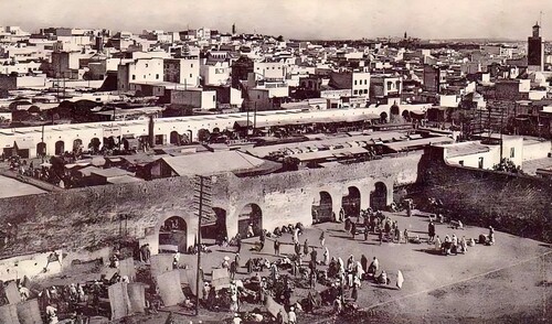 Figure 9. Shacks and Souk. Source: Postcard, 1920 (Author’s collection).