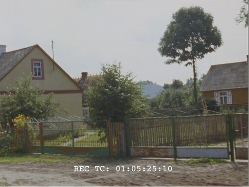 FIGURE 2 Treblinka, Poland. Location footage from Lanzmann (Citation1979f). Compare the image of Treblinka village on Google Street View at: https://maps.app.goo.gl/VSRXYp1kTpCY5fN87.