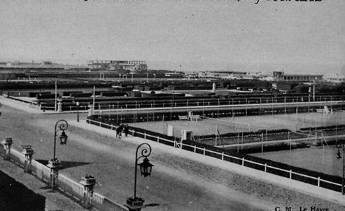 Figure 5. Deauville, the tennis courts, Postcard, September 1913.Source: Calvados archives.