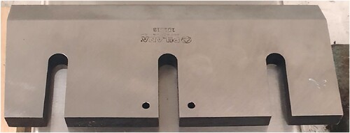 Figure 1. An uncoated cutting knife.