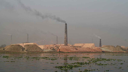 Figure 4. Smog from brick kilns during dry season. Credit: Author