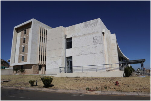 Figure 3. Side elevation of the new parliament building, September 2019. (Photograph by author.)