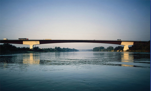 Figure 4. The Tortosa Bridge over the river Ebro, by Julio Martínez Calzón.