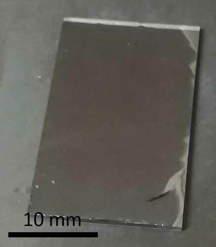 Figure 8. Photograph of a bonded assembly made of 70GeO2-15Al2O3-10La2O3-5Na2O (GALN) glass and silicon wafer