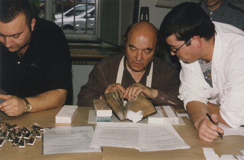 FIGURE 5. Christopher Clarkson during the workshop ‘Minimum Conservation Interventions in Treatment of Parchment and Books’ in November 1999. (Photograph: Lucija Planinc).