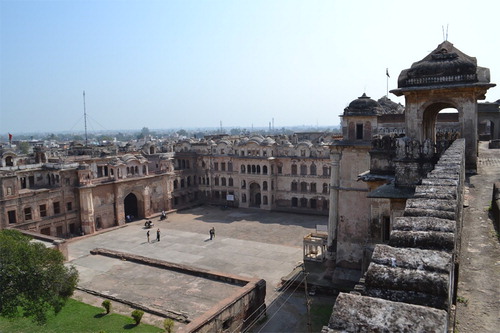 Figure 1. View from walls of the inner fort (Qila Androon) on the entrance gate and square of Patiala’s Qila Mubarak. Source: Author’s own photograph, 6 March 2014.