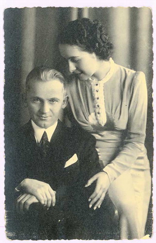 Figure 3. Wedding photograph of Asia and Jędruś.