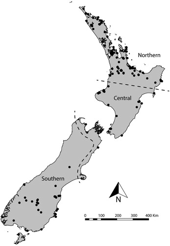 Figure 2. Distribution of sites yielding radiocarbon dates for this analysis and the three economic sub-regions of New Zealand used in this analysis.
