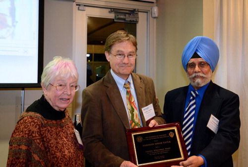 Figure 5. Dr Verne A. Dusenbery receiving the plaque from Dr Pashaura Singh and Dr Karen Leonard on behalf of Dr Darshan Singh Tatla. © Photographs belong to University of California, Riverside.